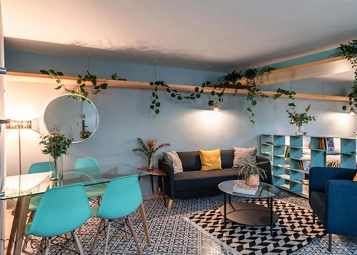 Cozy Well-furnished In La Napoles - 3